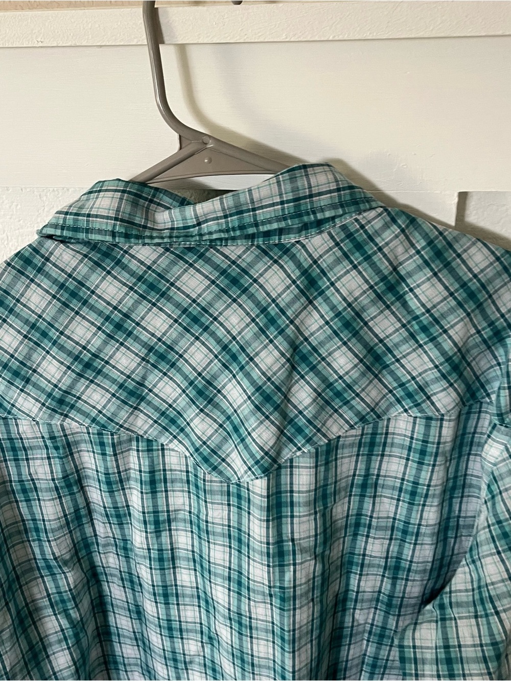 Wrangler Men's XL Plaid Western Button-down Shirt. - Picture 8 of 10